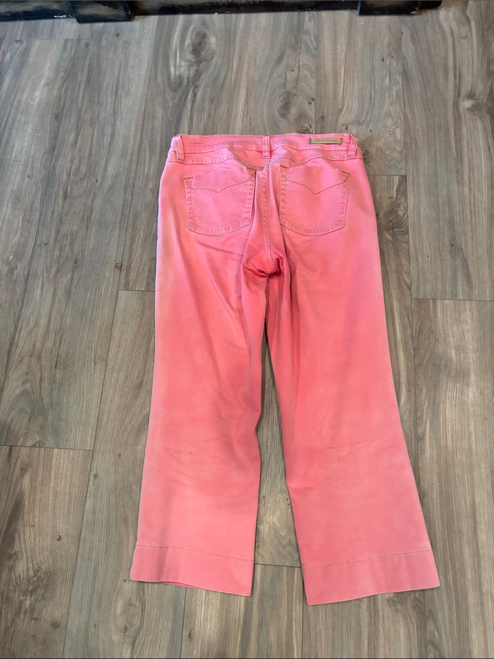 Christopher Blue Salmon Color  Cropped Stretch Jeans SIZE 6 - Picture 3 of 5